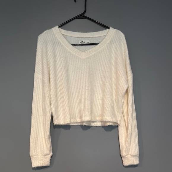Hollister Tops - Hollister Cream Cropped Ribbed Sweatshirt